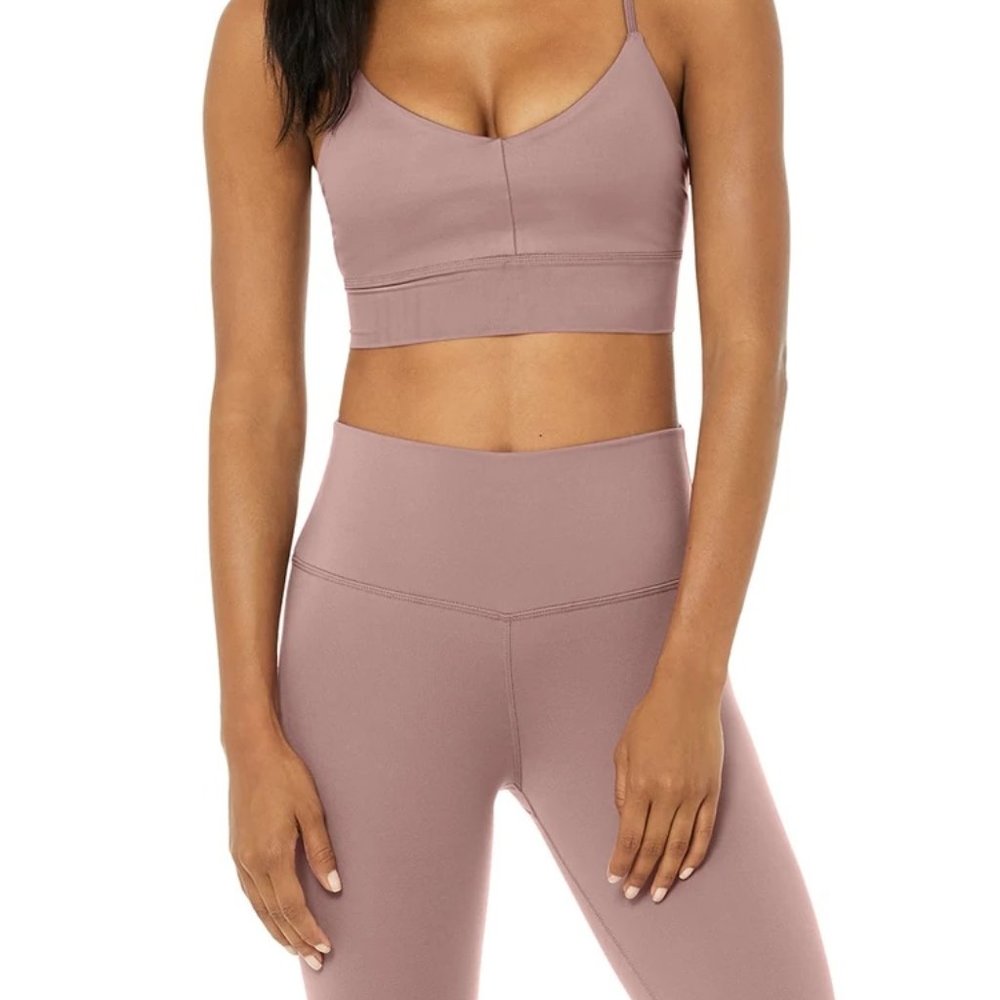 Alo Yoga 7/8 high-waist airbrush legging and lavish bra in woodrose. Size s